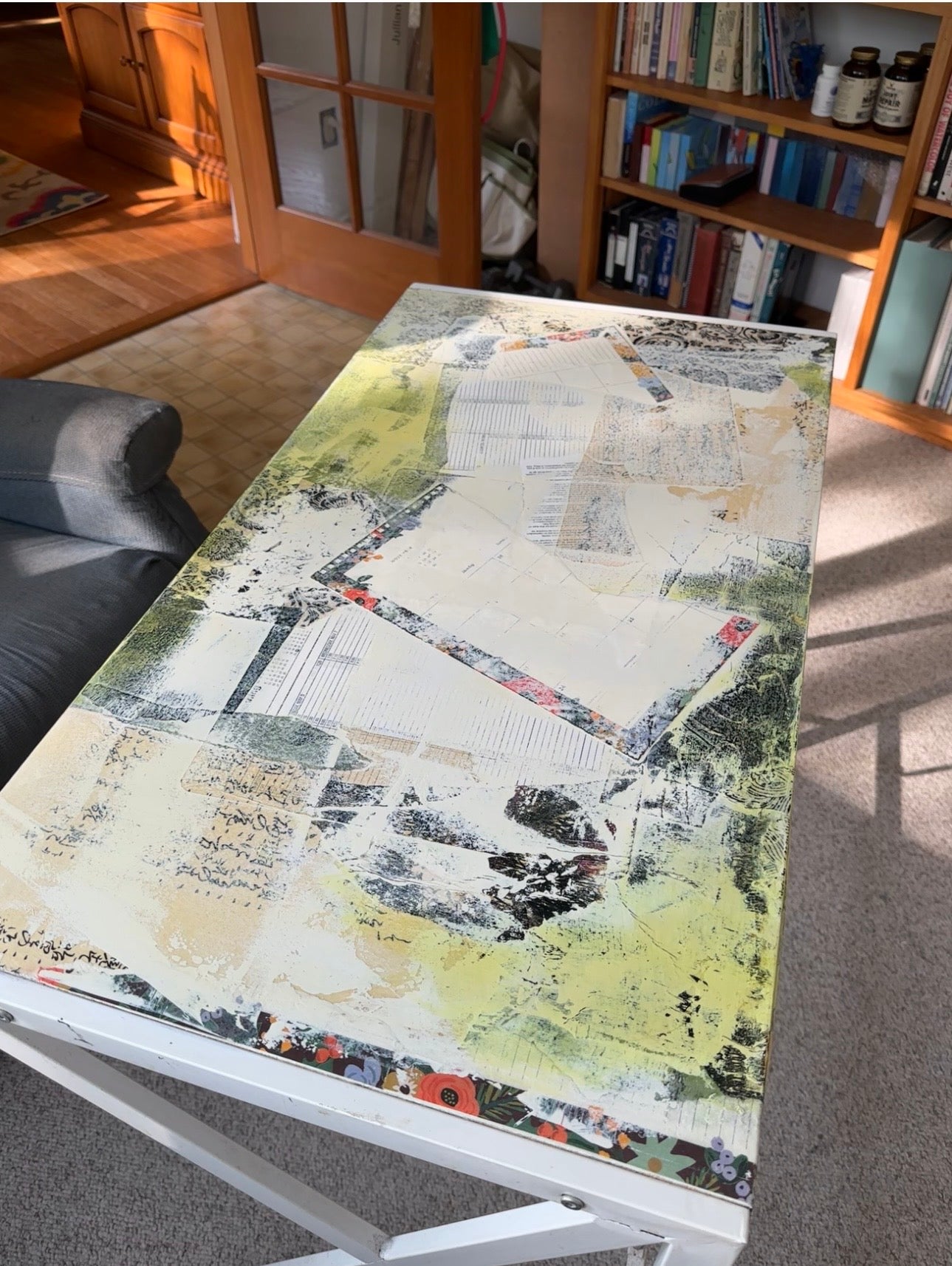 Collage table